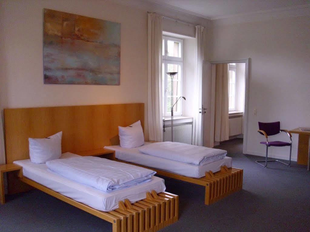 Robert-Schuman-Haus Hotel Trier Eksteriør billede